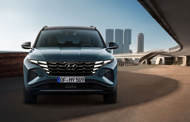 Đầu xe Hyundai Tucson nổi bật với bộ tản nhiệt 